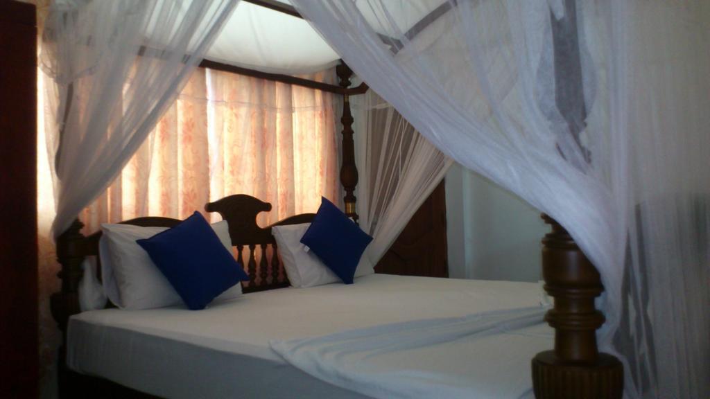 Ocean View Tourist Guest House At Negombo Beach Near The Airport エクステリア 写真
