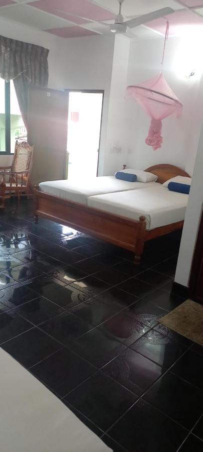 Ocean View Tourist Guest House At Negombo Beach Near The Airport エクステリア 写真