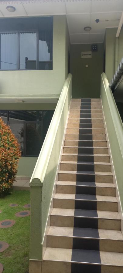 Ocean View Tourist Guest House At Negombo Beach Near The Airport エクステリア 写真