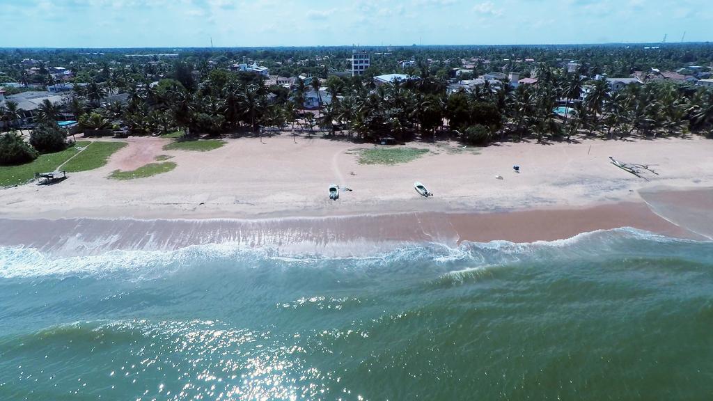 Ocean View Tourist Guest House At Negombo Beach Near The Airport エクステリア 写真